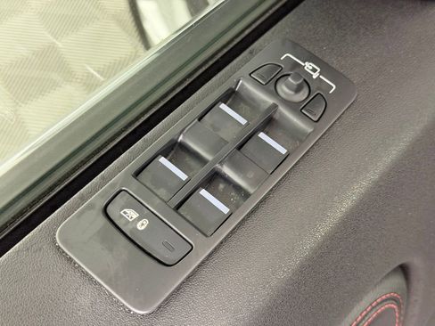 Used 2020 Land Rover Discovery Sport S R-Dynamic image 23