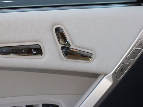 New 2026 BMW iX xDrive45 w/ Executive Package image 21