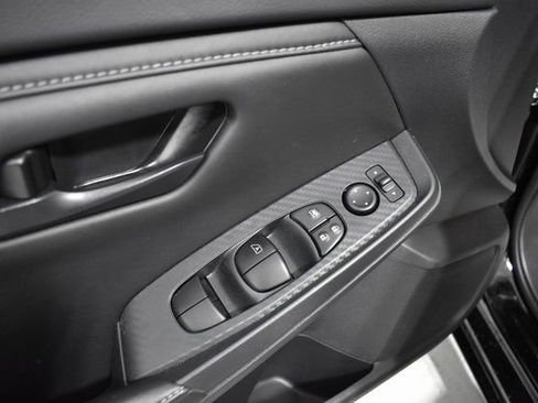 Certified 2025 Nissan Sentra S image 15