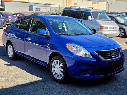 Used 2014 Nissan Versa SV