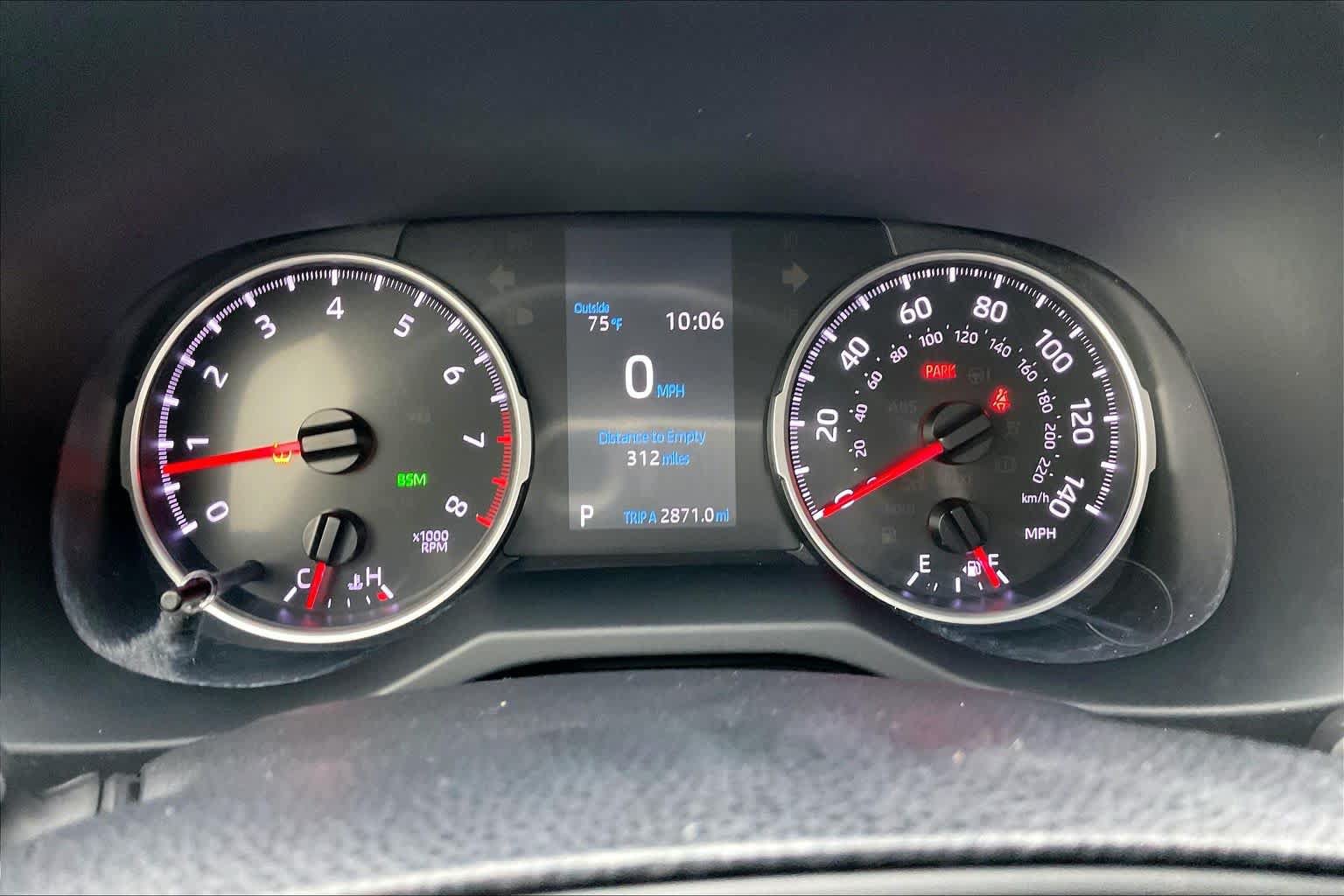 Used 2020 Toyota RAV4 XLE w/ Convenience Package FWD image 25