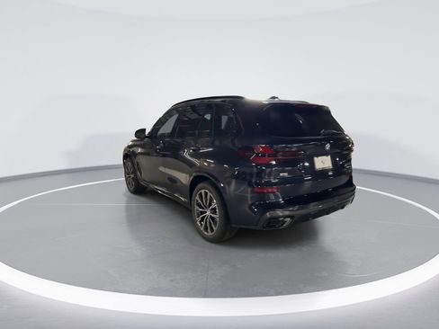 New 2026 BMW X5 M60i w/ Executive Package image 6