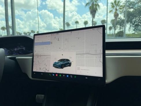 Used 2023 Tesla Model S AWD/4WD image 8