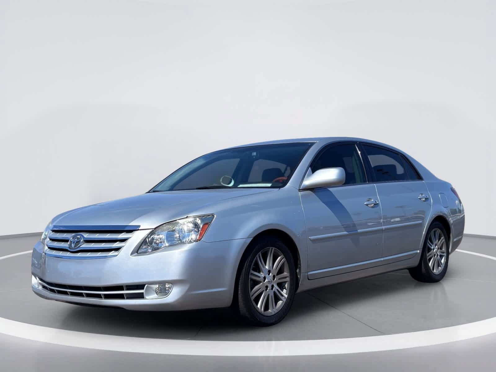 Used 2007 Toyota Avalon Limited FWD image 2