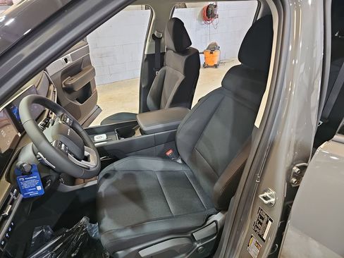 New 2026 Hyundai Santa Fe SE image 16