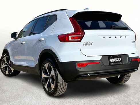 New 2026 Volvo XC40 B5 Plus w/ Protection Package Premier AWD/4WD image 6