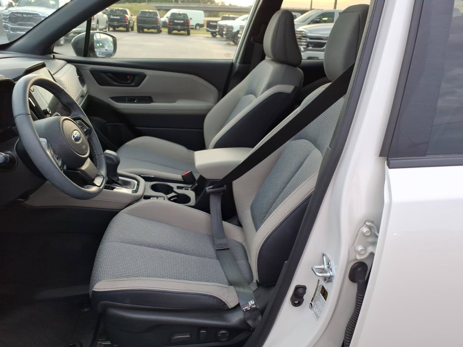 Used 2025 Subaru Forester Premium w/ Convenience Package #1 AWD/4WD image 13