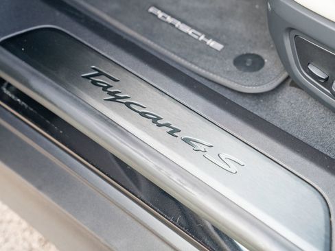 Certified 2023 Porsche Taycan 4S AWD/4WD image 12