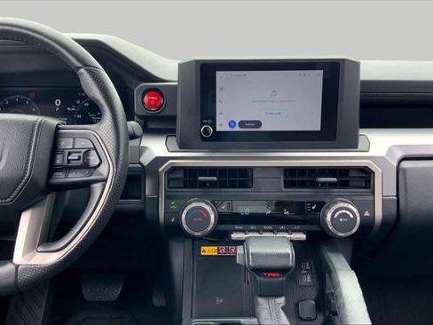 Certified 2025 Toyota 4Runner TRD Off-Road AWD/4WD image 7
