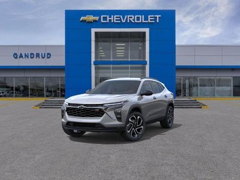 New 2026 Chevrolet Trax RS w/ Driver Confidence Package FWD image 8