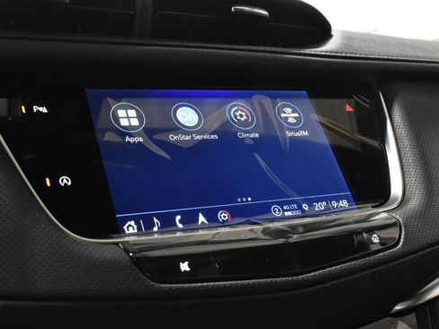 Used 2025 Cadillac XT5 Premium Luxury w/ LPO, Floor Liner Package FWD image 9