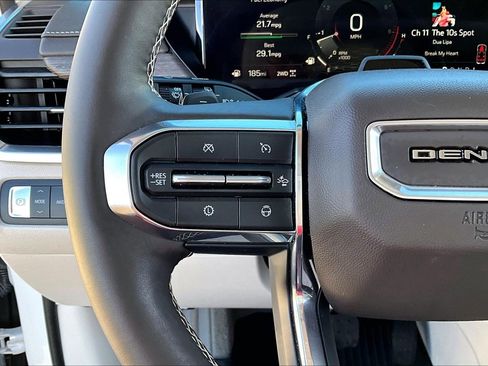 Used 2024 GMC Acadia Denali w/ Super Cruise Package image 20