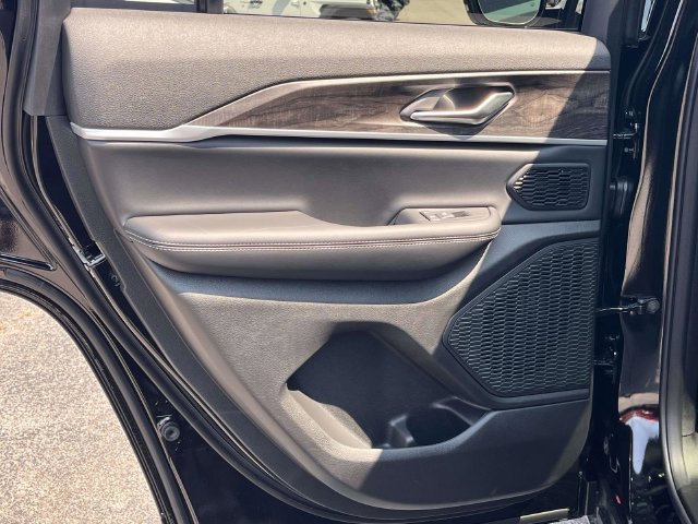 New 2026 Jeep Grand Cherokee Limited w/ Limited Altitude Package RWD image 14