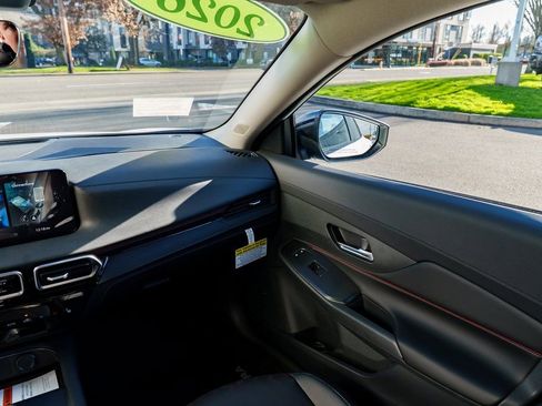 New 2026 Nissan Sentra SR w/ SR Premium Package image 10