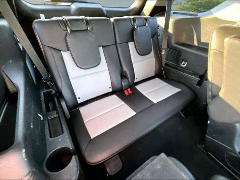 Certified 2023 Ford Explorer XLT w/ Equipment Group 202A AWD/4WD image 27