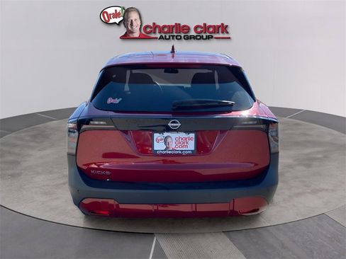 New 2026 Nissan Kicks SV image 5