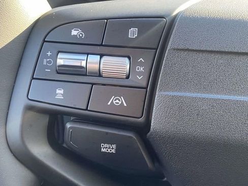 New 2026 Kia Sportage SX FWD image 18