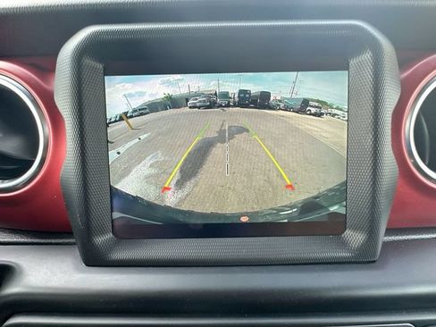 Used 2021 Jeep Wrangler Unlimited Rubicon AWD/4WD image 19