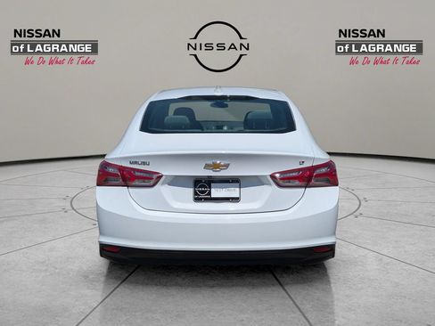 Used 2022 Chevrolet Malibu LT FWD image 6