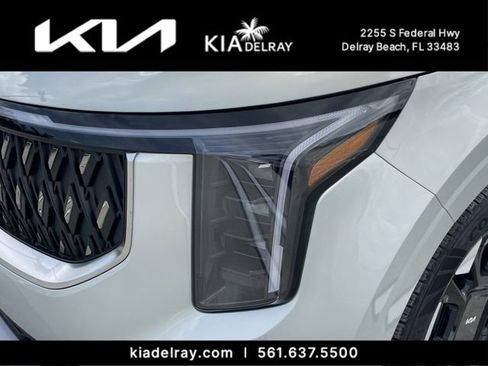 New 2026 Kia Carnival EX FWD image 6