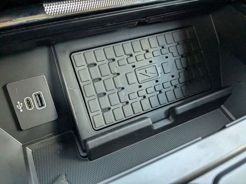 New 2025 Ford F150 Lariat w/ Equipment Group 502A High image 40