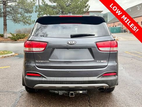 Used 2016 Kia Sorento EX w/ EX Premium Package image 9