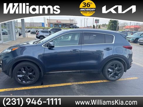 Used 2020 Kia Sportage S AWD/4WD image 3