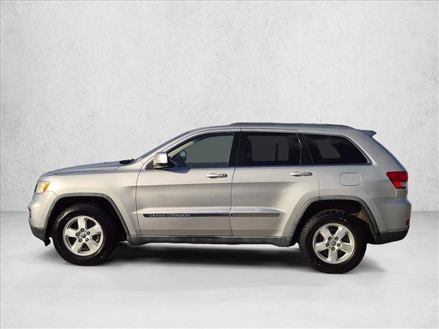 Used 2011 Jeep Grand Cherokee Laredo w/ Security & Convenience Group AWD/4WD image 8