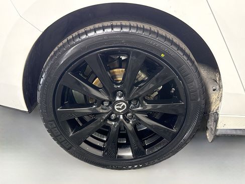 Used 2020 MAZDA MAZDA3 Sedan w/ Premium Package image 33