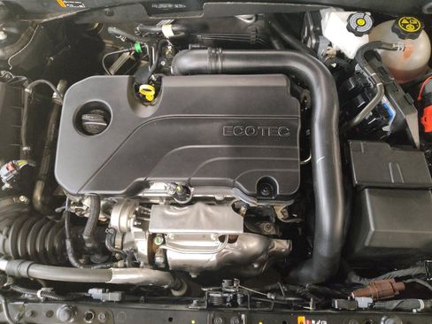 Used 2023 Chevrolet Malibu LT FWD image 30