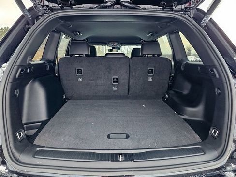 New 2025 Jeep Grand Cherokee Limited image 34