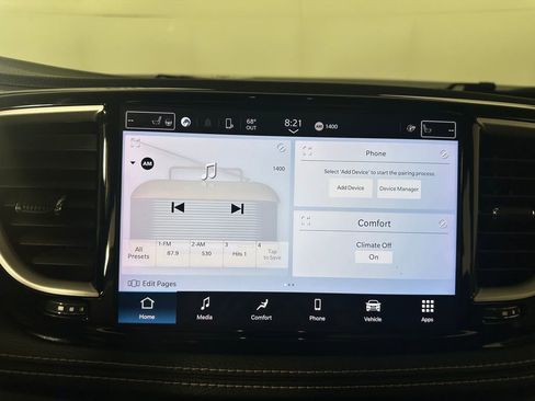 Used 2023 Chrysler Pacifica Touring-L FWD image 28