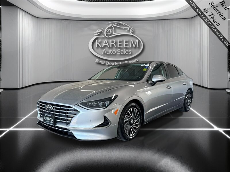 Used 2022 Hyundai Sonata Limited w/ Cargo Package FWD image 1
