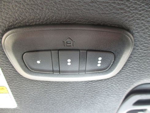 Used 2022 Jeep Gladiator Sport AWD/4WD image 30