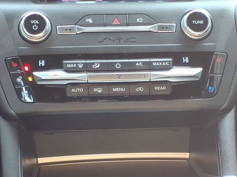 Used 2020 Ford Explorer ST w/ ST Street Pack image 8