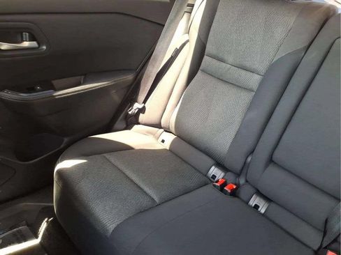 Certified 2024 Nissan Rogue SV FWD image 16