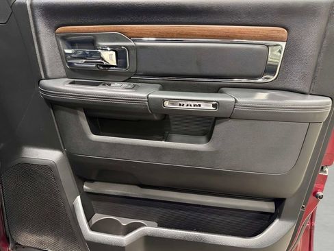 Used 2017 RAM 1500 Laramie AWD/4WD image 11