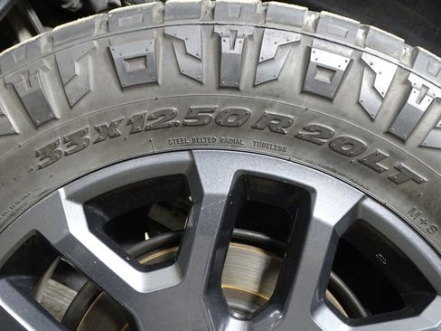 Used 2023 Toyota Tundra Platinum image 44