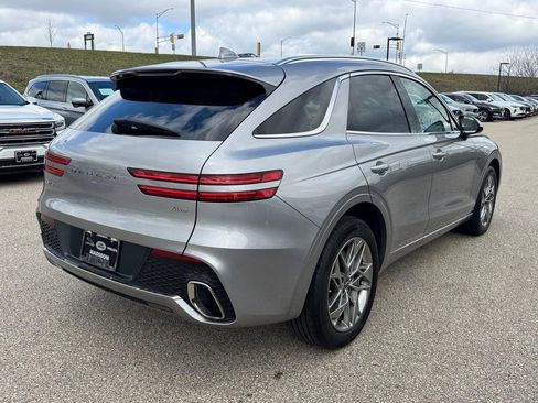 Used 2025 Genesis GV70 2.5T AWD/4WD image 4