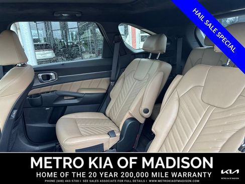 Used 2025 Kia Sorento SX Prestige w/ Olive Brown Leather Package AWD/4WD image 29