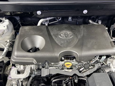 Used 2024 Toyota RAV4 XLE image 29