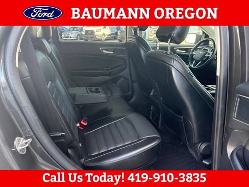 Used 2017 Ford Edge SEL w/ Equipment Group 201A FWD image 11