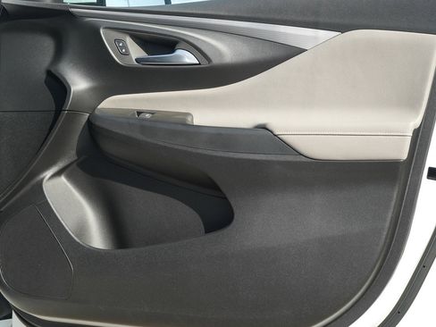 New 2026 Buick Envista Avenir image 10