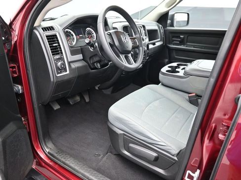 Used 2018 RAM 1500 Express w/ Express Value Package image 10
