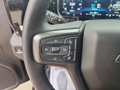 Used 2025 Chevrolet Silverado 2500 ZR2 image 29