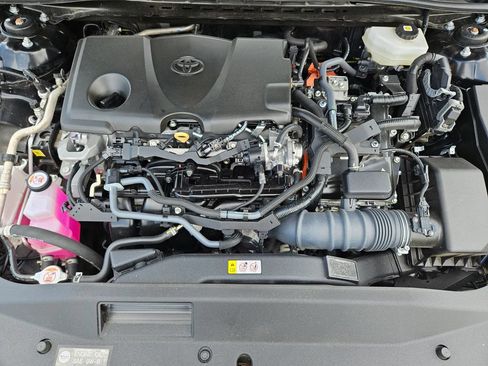 Used 2025 Toyota Camry LE FWD image 22
