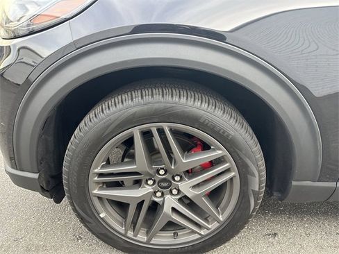 Used 2025 Ford Explorer ST-Line w/ ST-Line Street Pack image 18