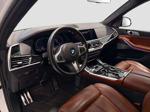 Used 2022 BMW X7 M50i w/ Executive Package AWD/4WD image 9