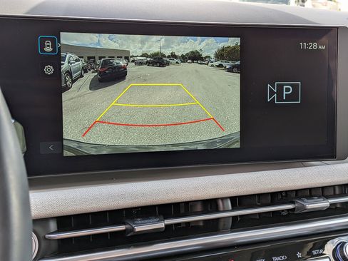 Used 2025 Hyundai Tucson SEL image 33