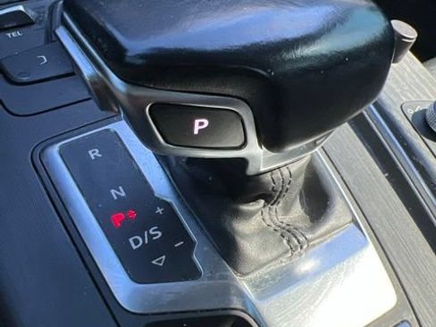 Used 2017 Audi A4 2.0T Ultra Premium w/ Convenience Package FWD image 16